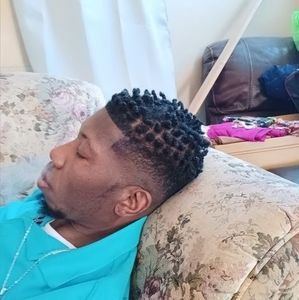 Meet your Posher, Wesley